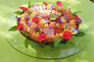 “SOMMERTRAUM”: Roh-Köstliche Bergpfirsich-Torte